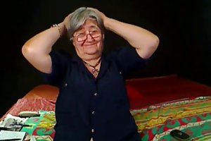ბებია მეზობელი არხები რუსული