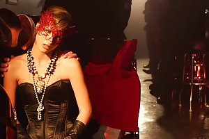 Naughty girl in the mask რაც გრძნობიანი სიყვარული ფოტო